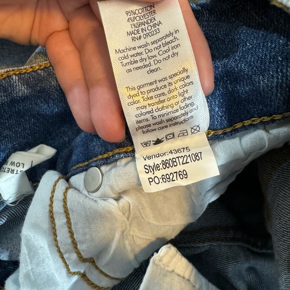 Jeans - Picture 11 of 15